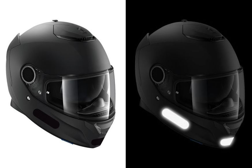 Stickers réfléchissants noirs VFluo sur un casque Shark noir