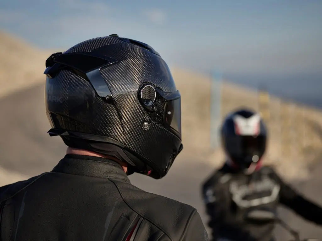 Un casque SHark SPartan GT en carbone