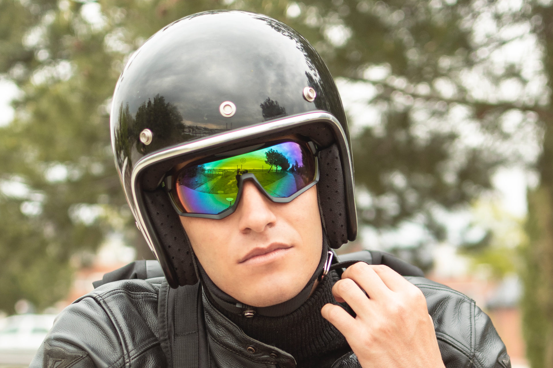 QUEL CASQUE MOTO POUR PORTEUR DE LUNETTES ? - Live Love Ride - Le